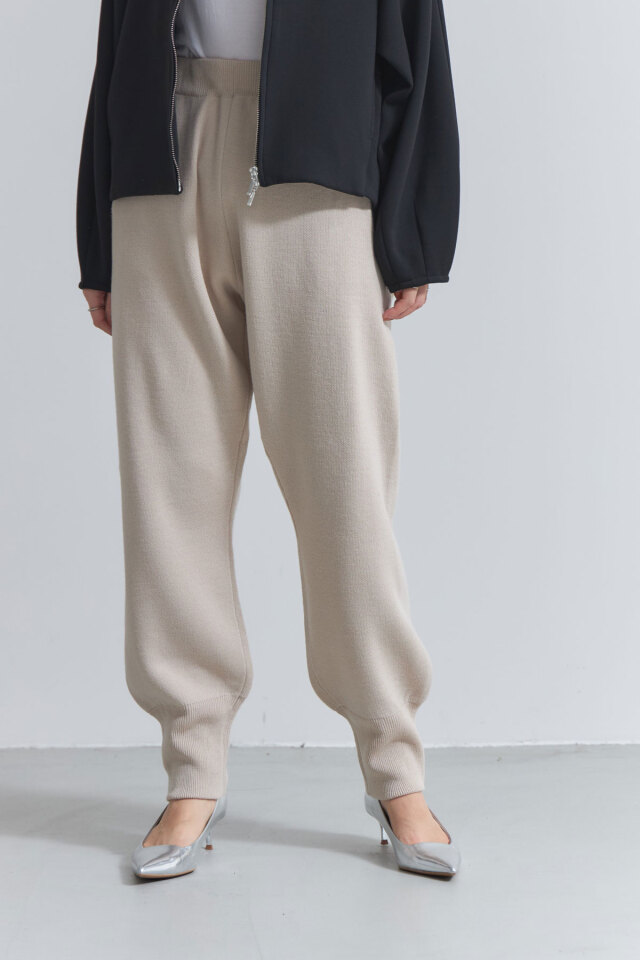 バルキーニットジョガーパンツ※一部店舗のみ入荷