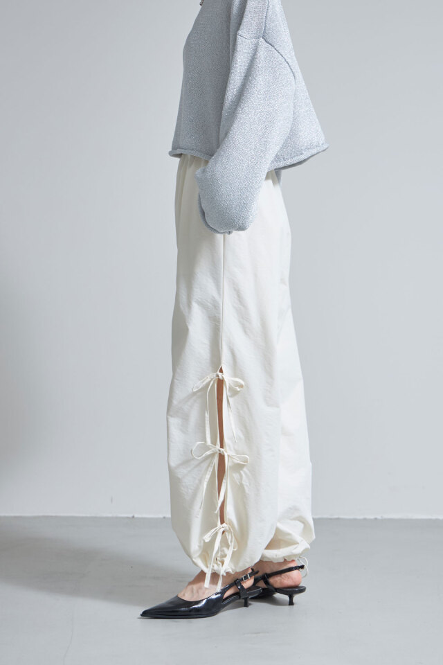 サイドリボンナイロンジョガーパンツ