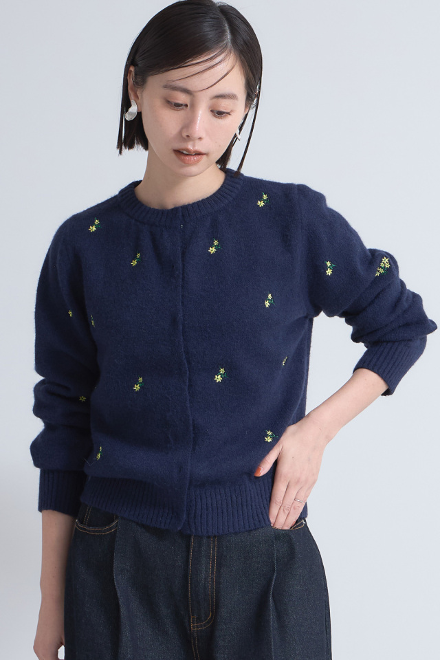 美品　alba インポートロッサ　ハイビスカス刺繍　シアーカーディガン　44 alba インポートロッサ ハイビスカス刺繍 シアーカーディガン 44