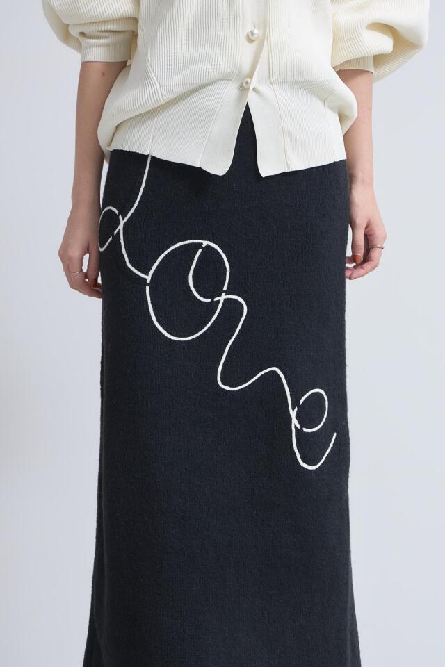 ウールタッチロゴ刺繍ニットスカート※一部店舗のみ入荷