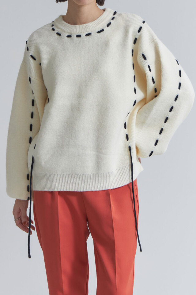 ステッチデザインニットプルオーバー※一部店舗のみ入荷