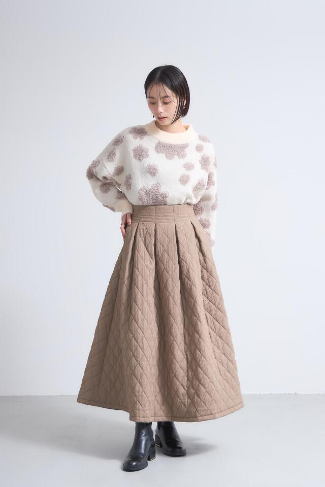 フラワーモチーフタートルニットプルオーバー※一部店舗のみ入荷