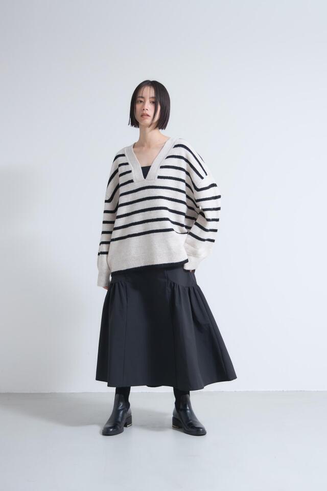 天竺深Vネックボーダーニット※一部店舗のみ入荷