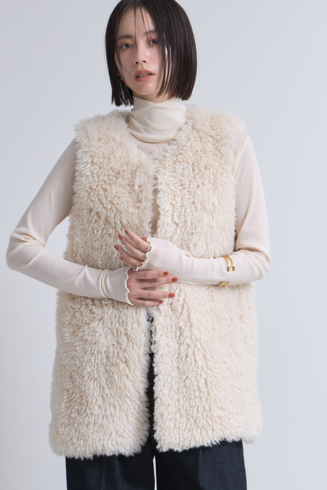 プードルボアベスト※一部店舗のみ入荷