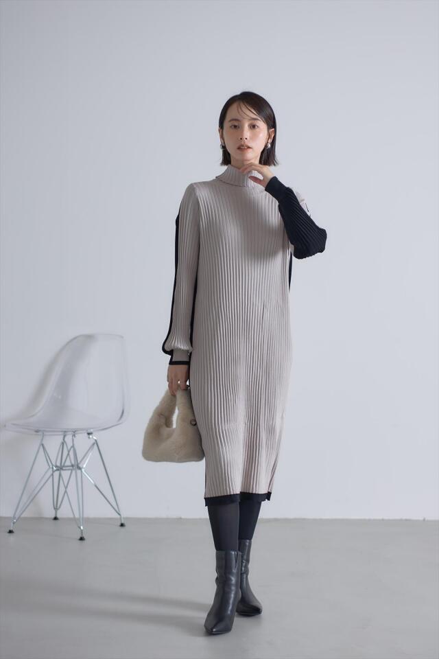 バイカラーリブタートルニットワンピース※一部店舗のみ入荷