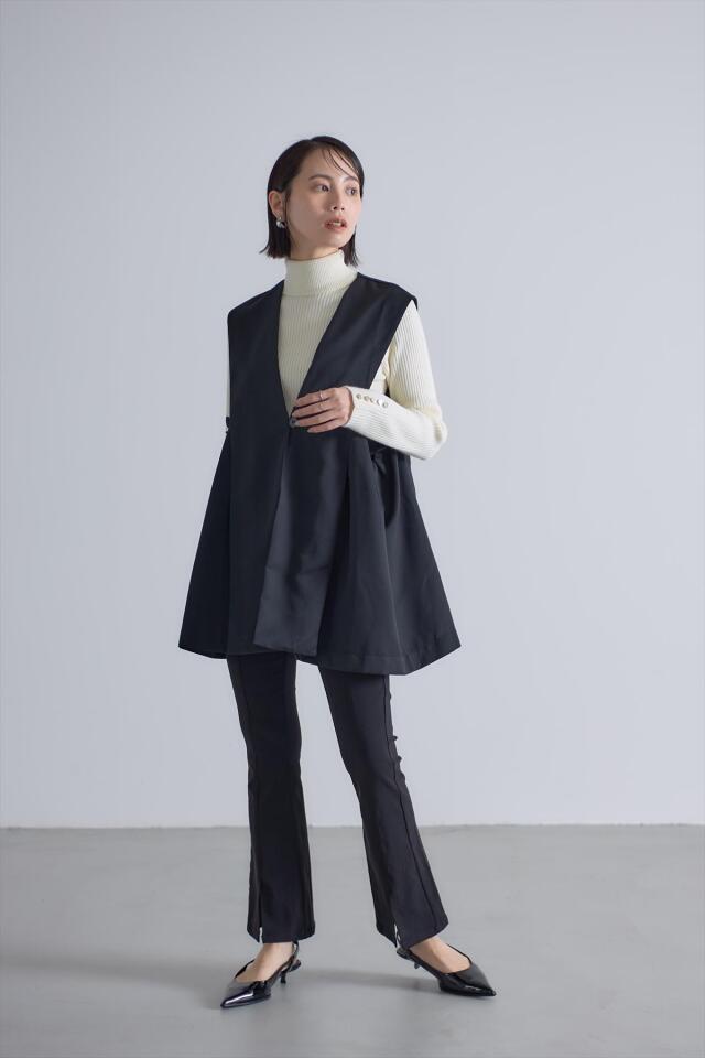 裾フレアベスト※一部店舗のみ入荷