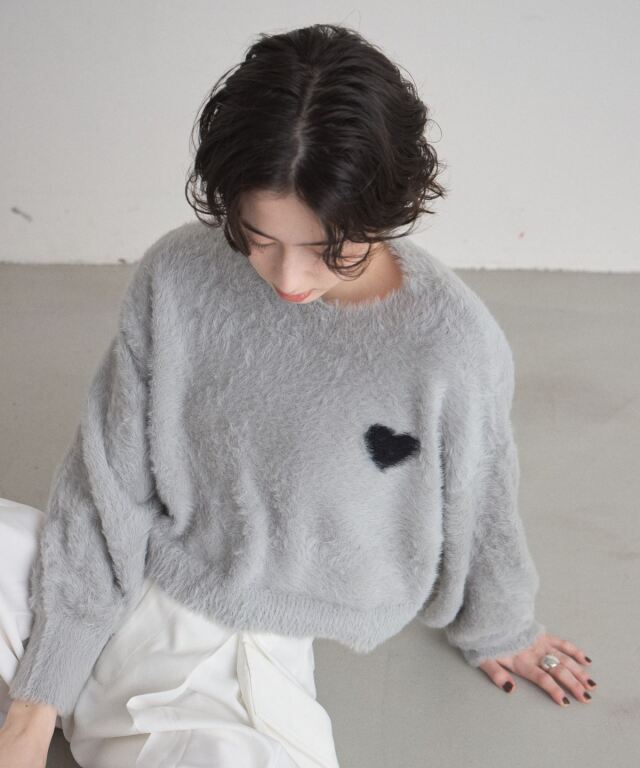 11月24日WEB限定再販！シャギージャガードハートクロップドニット