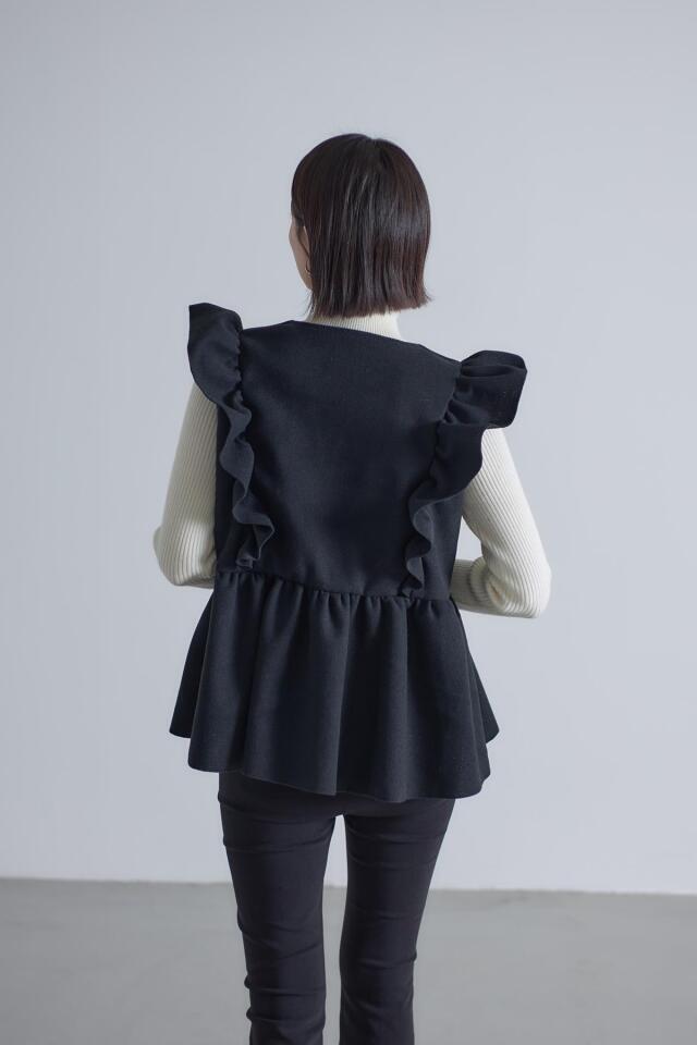 起毛パールフリルベスト