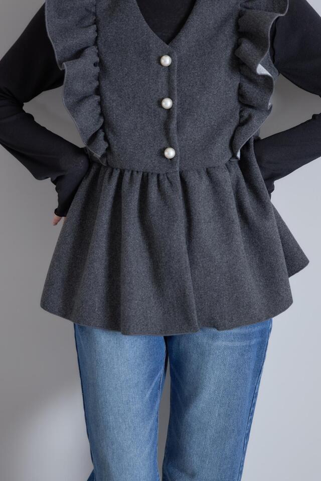 起毛パールフリルベスト