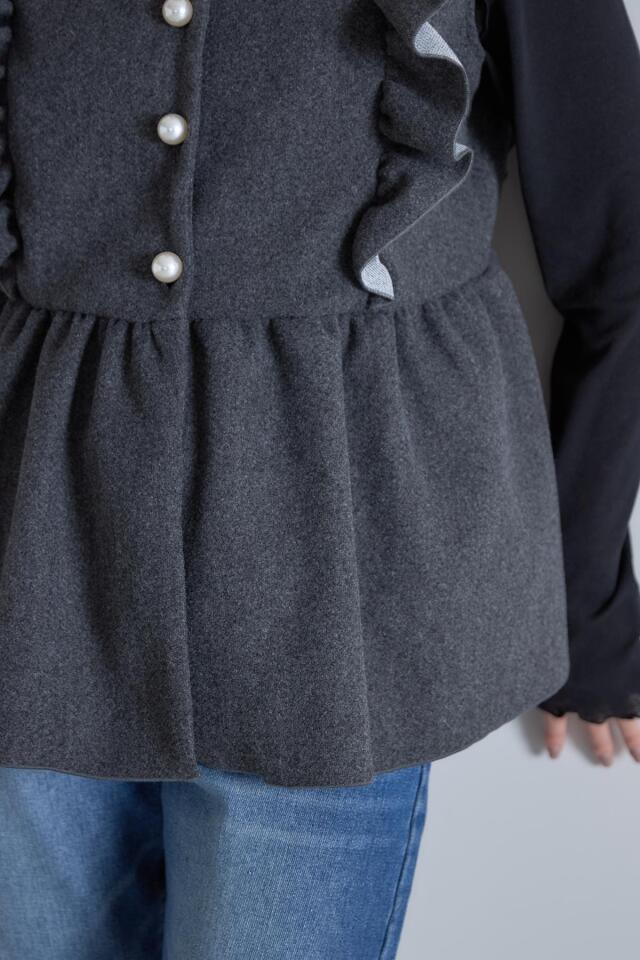 起毛パールフリルベスト