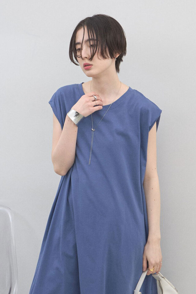 ケーブルニット