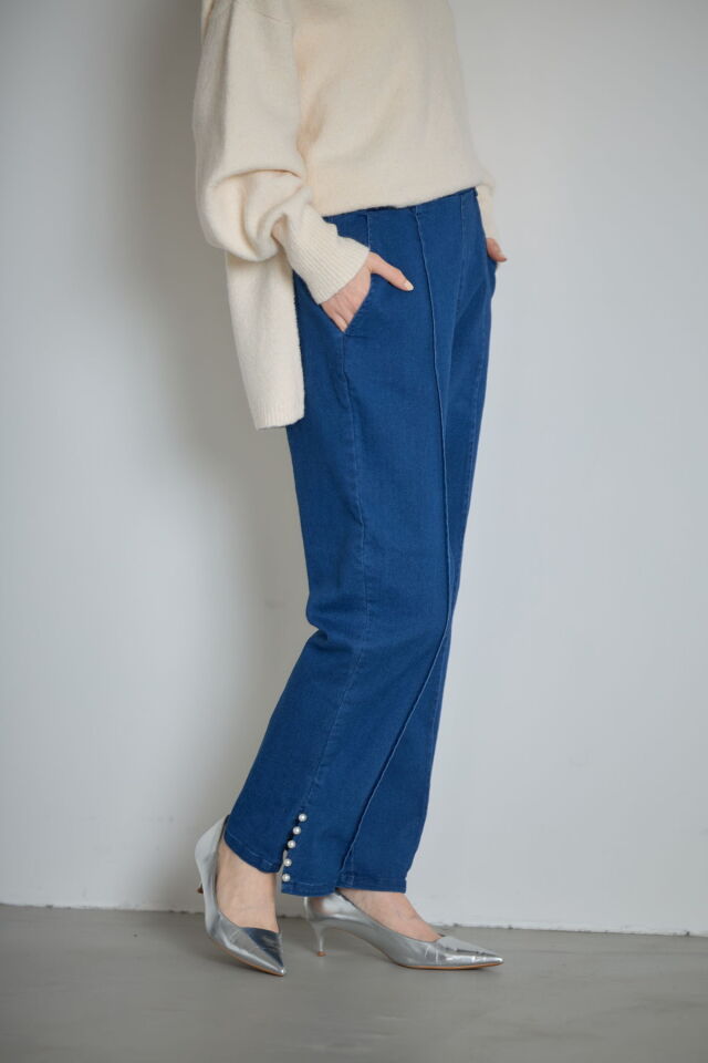 スーパーストレッチ裾パール付きスリットパンツ※一部店舗のみ入荷
