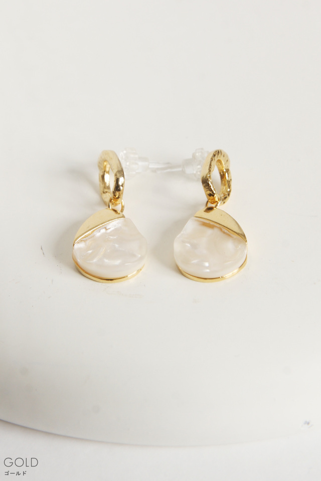 樹脂ポストピアス※一部店舗のみ入荷