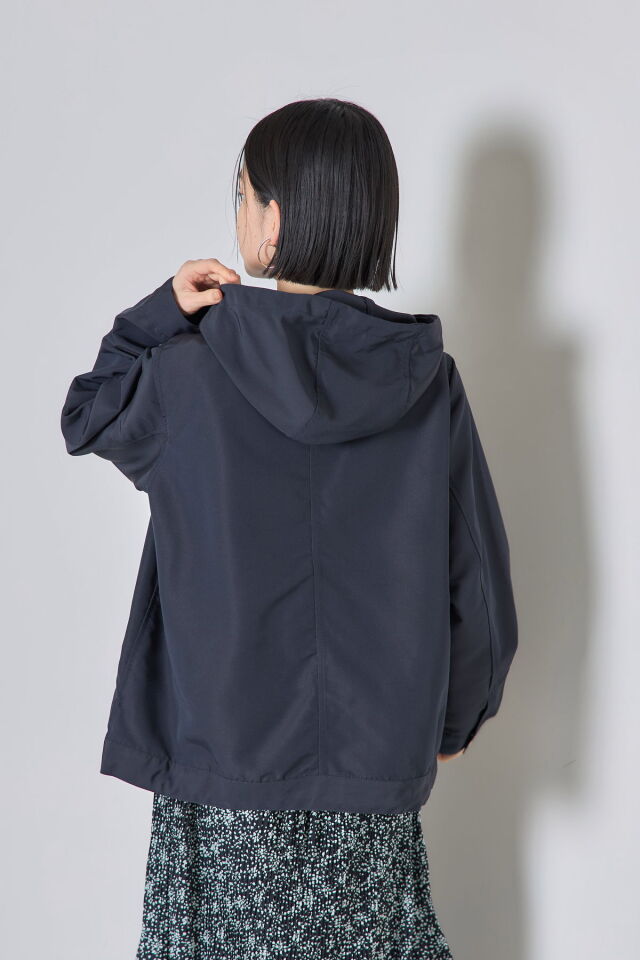 マウンテンパーカー※一部店舗のみ入荷
