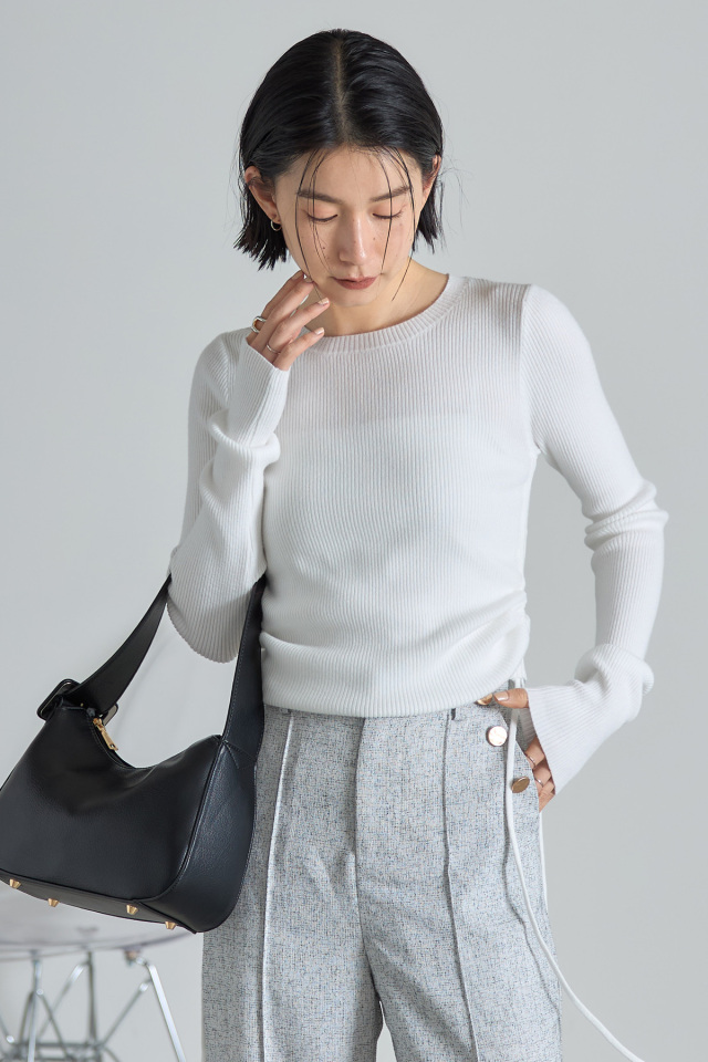 サイドドロストニットプルオーバー※一部店舗のみ入荷
