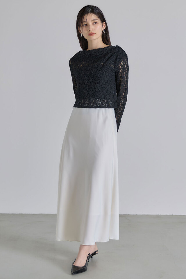 ドレープネックレースカットソー※一部店舗のみ入荷