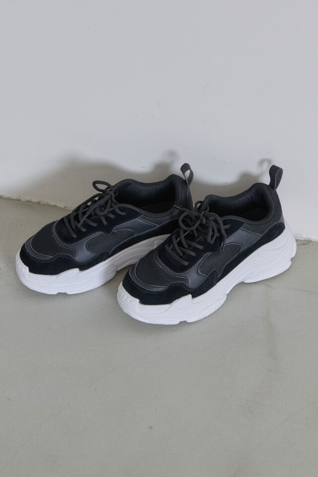 ボリュームソールスニーカー※一部店舗のみ入荷