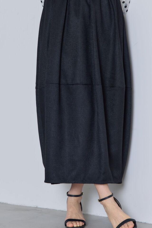 ツイードコクーンスカート※一部店舗のみ入荷