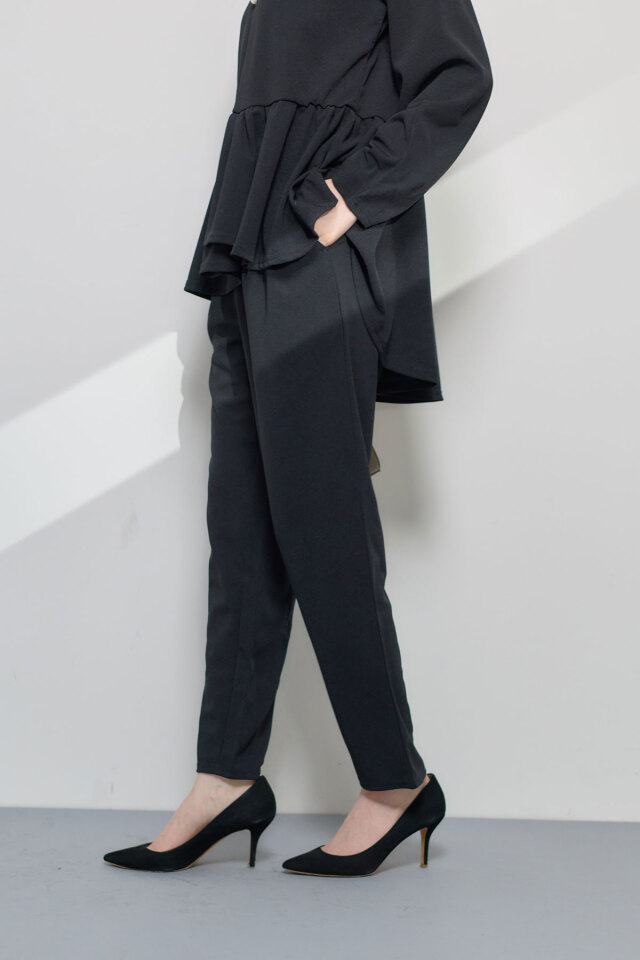 タックジョーゼットパンツ※一部店舗のみ入荷