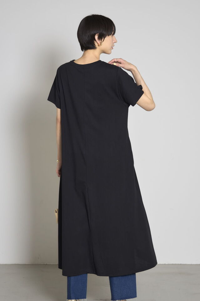 フレアカットワンピース※一部店舗のみ入荷