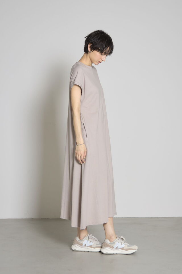 Aラインマキシカットワンピース※一部店舗のみ入荷