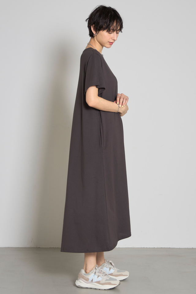 Aラインマキシカットワンピース※一部店舗のみ入荷