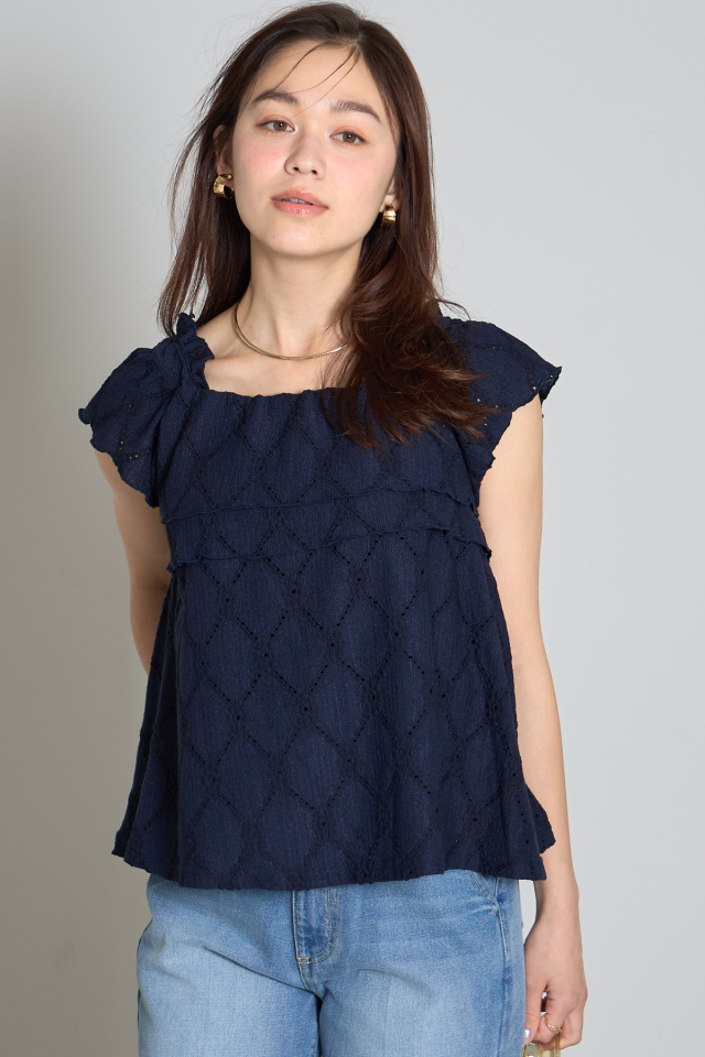 PRADA アイレット レース トップス アイレットレースTシャツ トップス｜Yahoo!フリマ（旧PayPayフリマ）