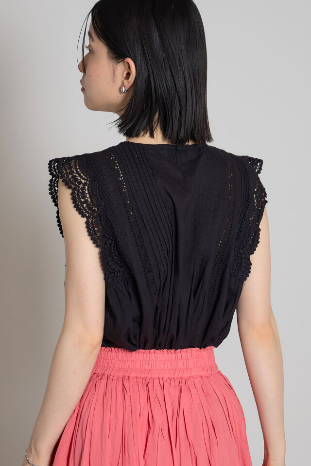 ピンタックレースブラウス※一部店舗のみ入荷