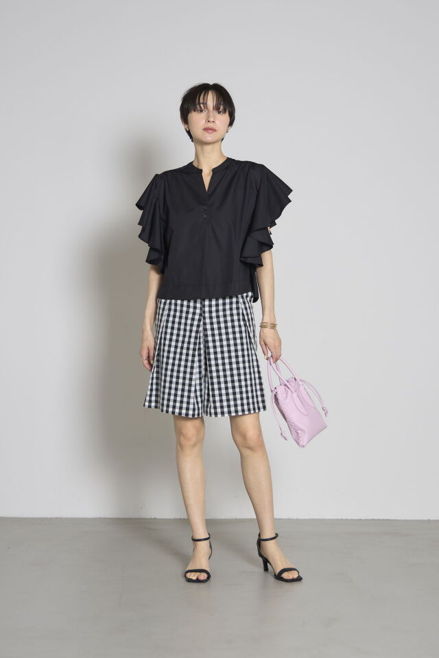 ノーカラーラッフルフリルブラウス※一部店舗のみ入荷