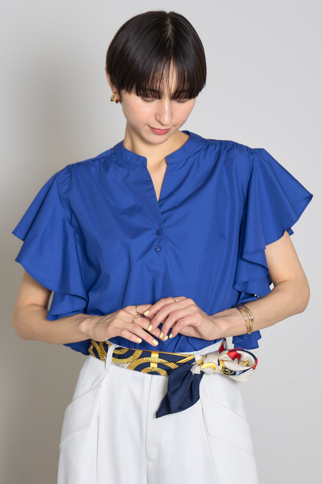 ノーカラーラッフルフリルブラウス※一部店舗のみ入荷