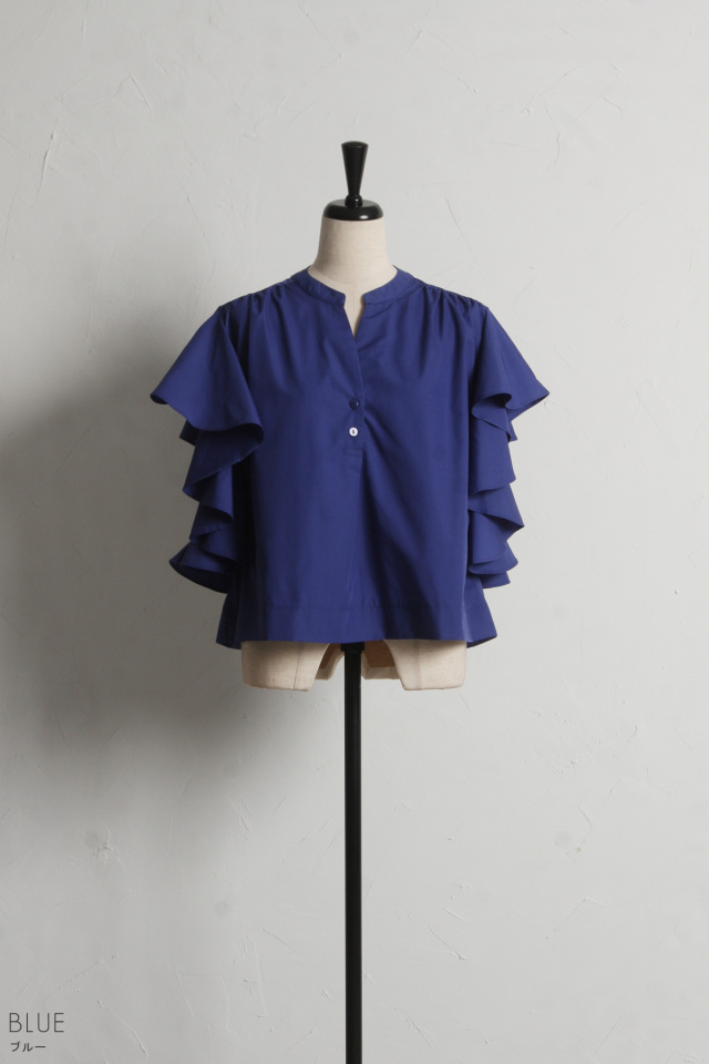 ノーカラーラッフルフリルブラウス※一部店舗のみ入荷