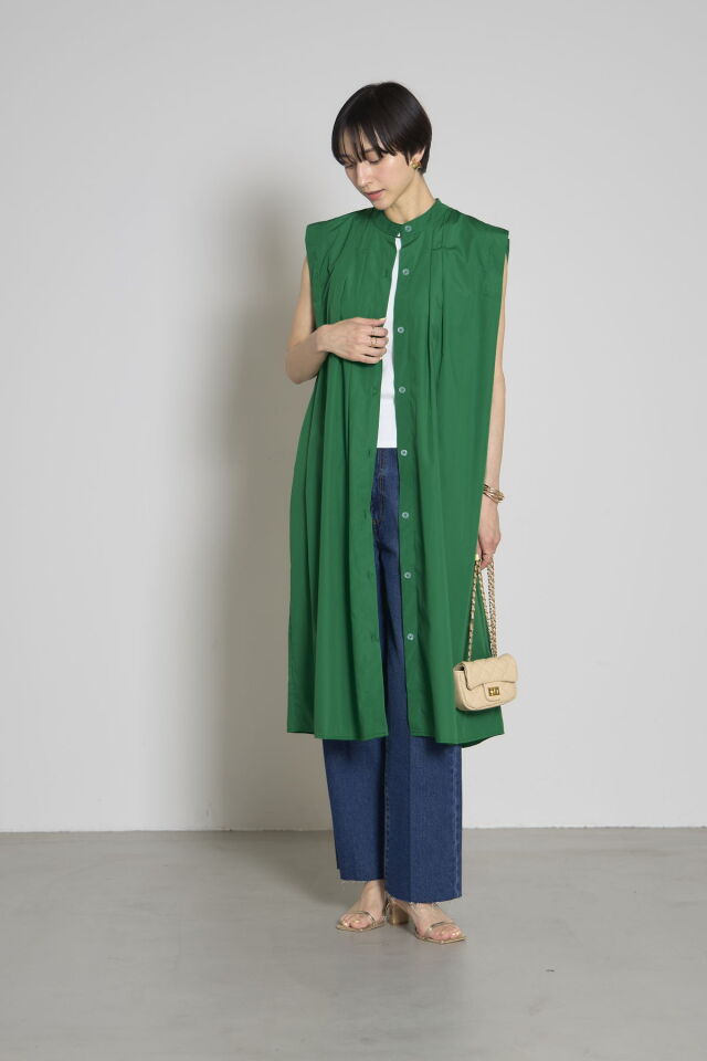 タックデザインノースリーブワンピース※一部店舗のみ入荷