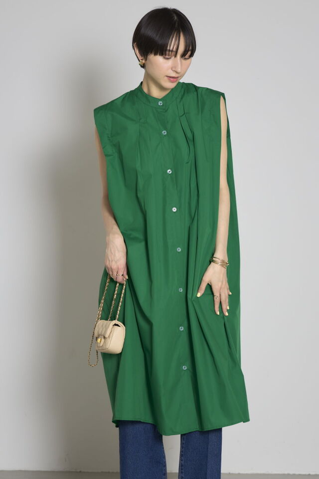 タックデザインノースリーブワンピース※一部店舗のみ入荷