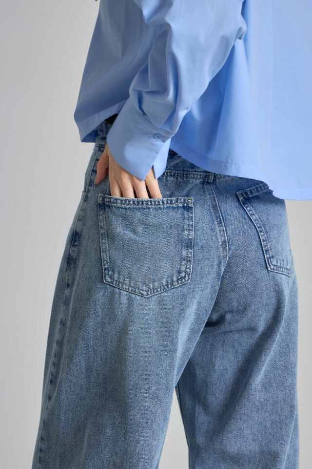 デニムバレルレッグパンツ※一部店舗のみ入荷