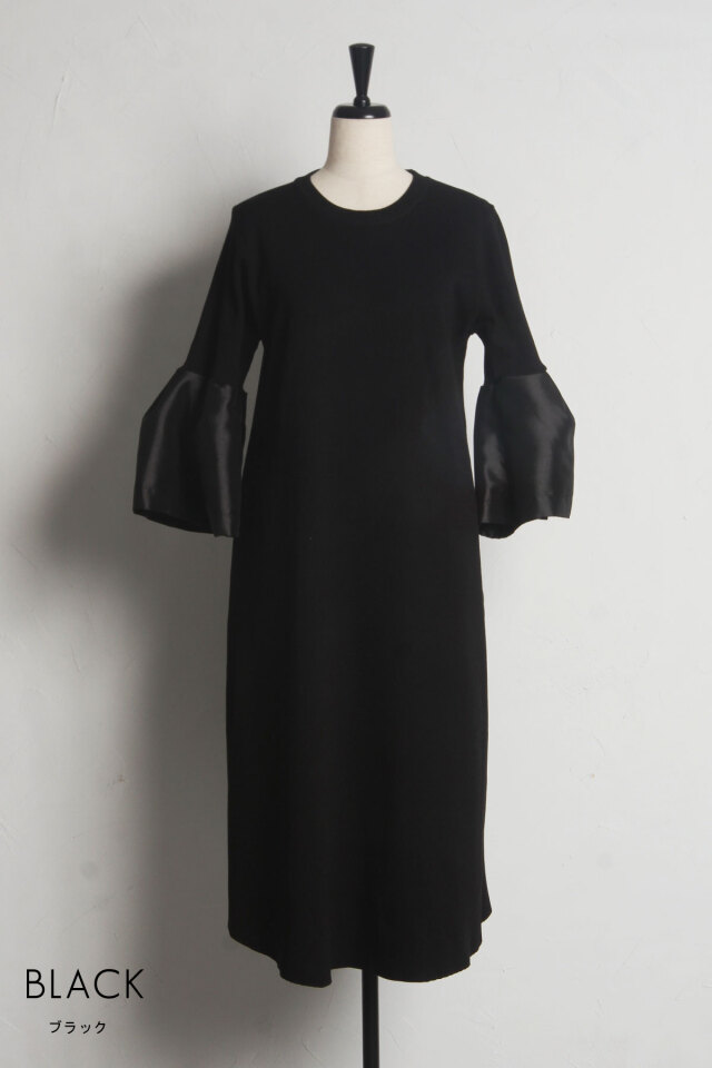 【VALENTINO】ブラック フレア袖ワンピース　美品 6/12 Sun｜パールのように輝くヴァレンティノのロングワンピースで