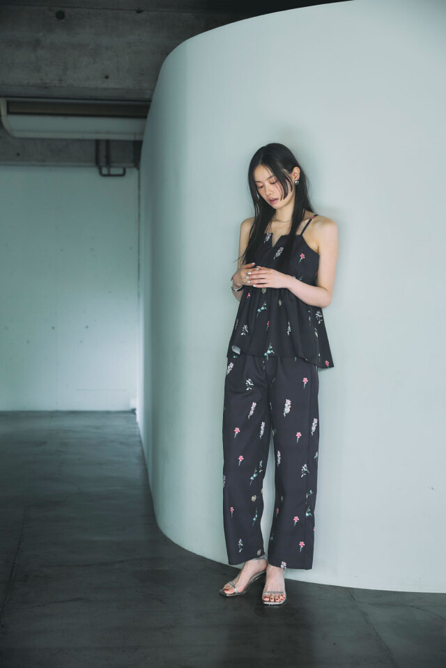 Lil Ambition フラワープリントキャミソール Lil Ambition フラワープリントキャミソール Lil Ambition(リル