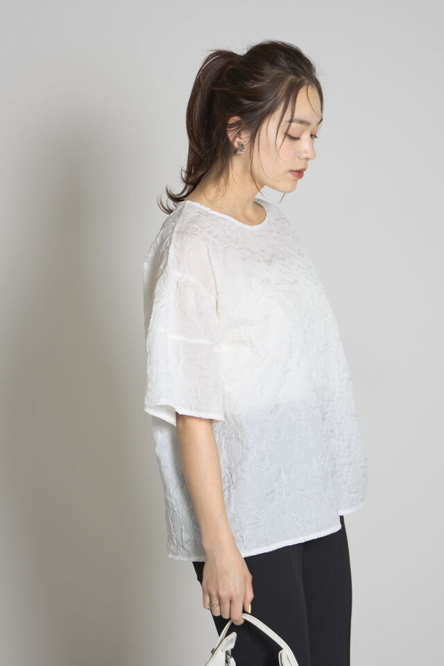 シアーふくれジャガードブラウス※一部店舗のみ入荷