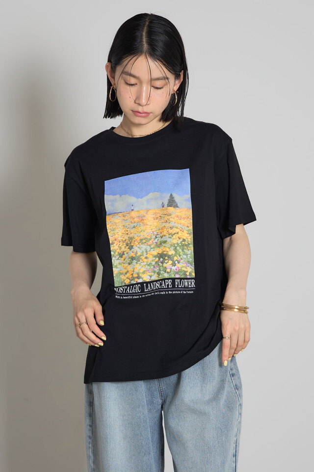 フラワーフォトプリントTシャツ※一部店舗のみ入荷