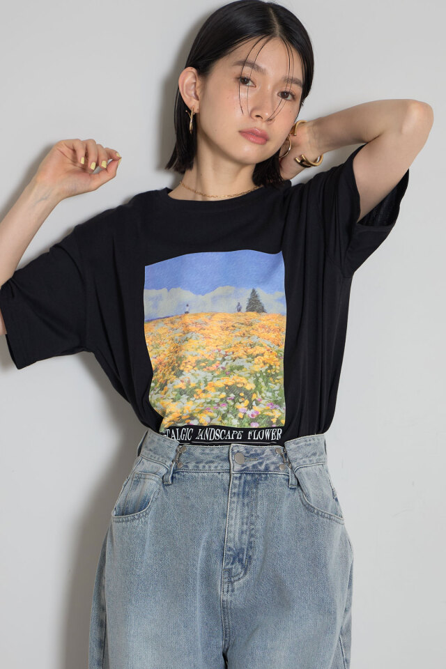 45R★フラワープリントのビッグスリットTシャツ　ブラウン 45R☆フラワープリントのビッグスリットTシャツ ブラウン