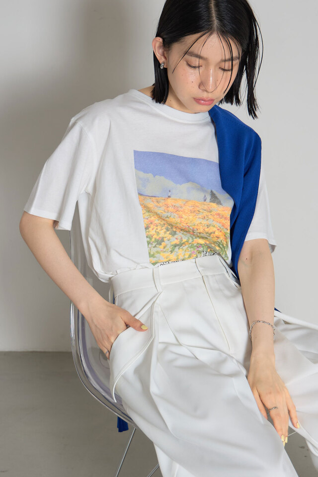 フラワーフォトプリントTシャツ※一部店舗のみ入荷