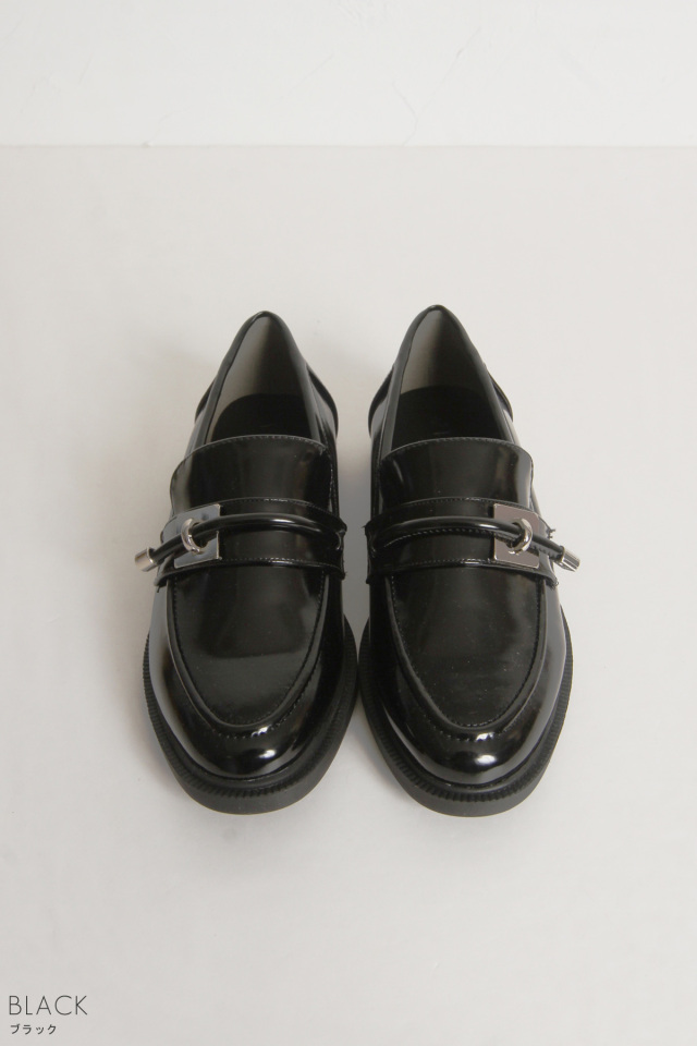 タッセル付きブラックレザー ローファー London Shoe Make ローファー WEB限定 ＋4.5cm レザー タンク