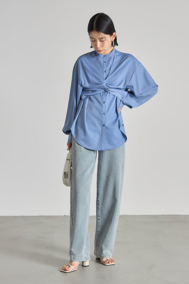 フロントツイストブラウス※一部店舗のみ入荷