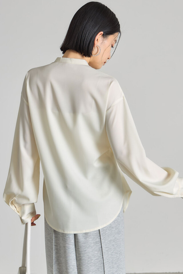 【期間限定お値引き中】フロントツイストブラウス フロントツイストブラウス / earth music&ecology | ファッション通販