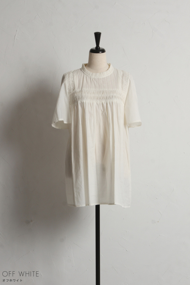 キャンブリックピンタックブラウス※一部店舗のみ入荷