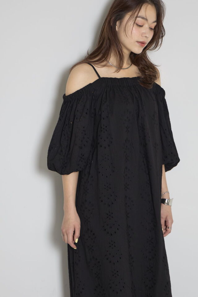 美品✨45R　ポプリン　カットワークレースワンピース　ブラック　現行　45rpm 美品✨45R ポプリン カットワークレースワンピース ブラック