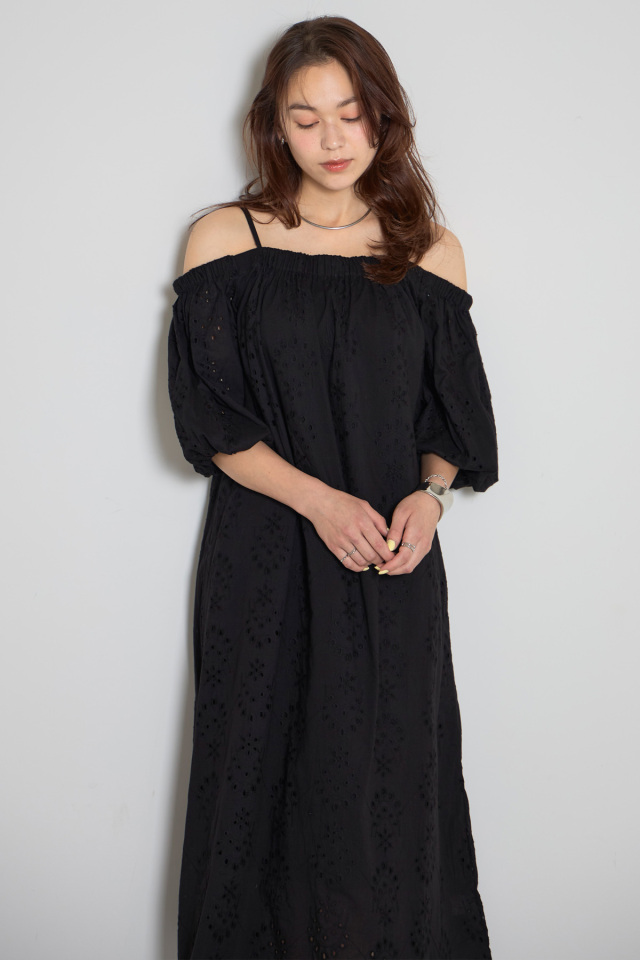 美品✨45R　ポプリン　カットワークレースワンピース　ブラック　現行　45rpm 美品✨45R ポプリン カットワークレースワンピース ブラック