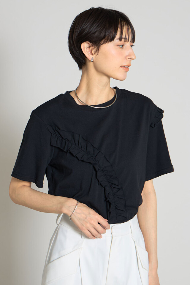 ASTRÆT フリル付き黒半袖Tシャツ GOLDJAPAN 大きいサイズレディース トップス Tシャツ 袖フリル