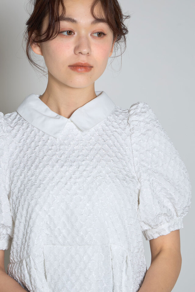 ふくれジャガード配色カラーブラウス（半袖）