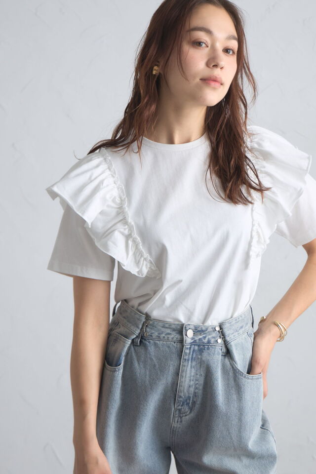 袖フリルTシャツ※一部店舗のみ入荷