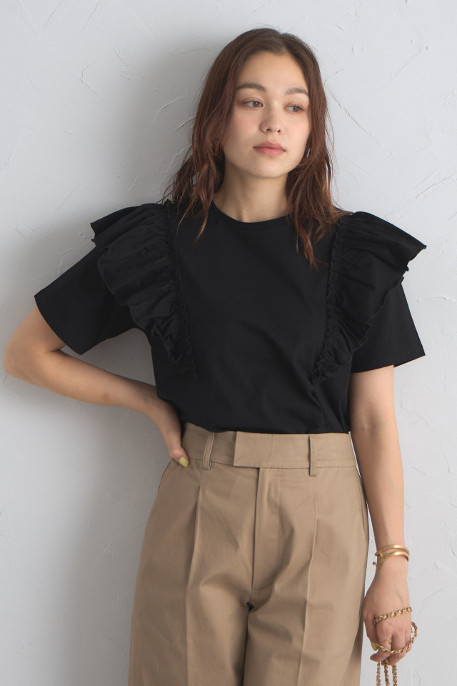 袖フリルTシャツ※一部店舗のみ入荷
